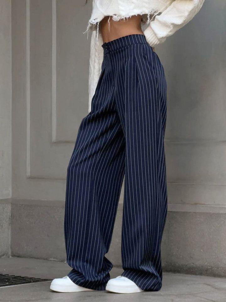 Gemma | Pantaloni a Pinstripe con Pieghe e Gamba Larga