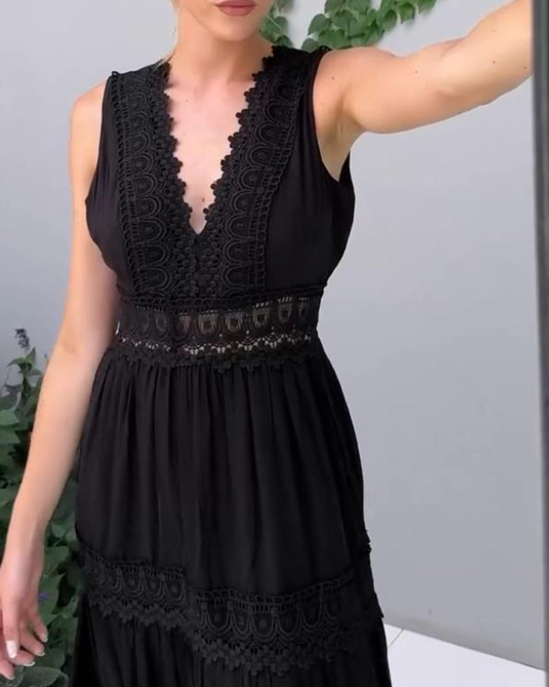 Martina | Abito Elegante in Pizzo con Scollatura a V
