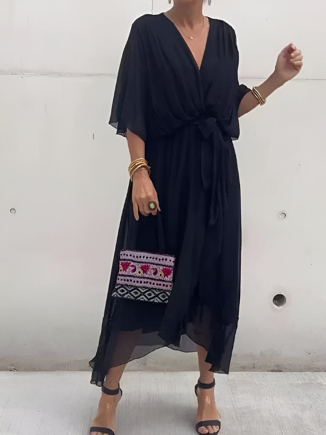 Antonia | Abito in Chiffon con scollo a V