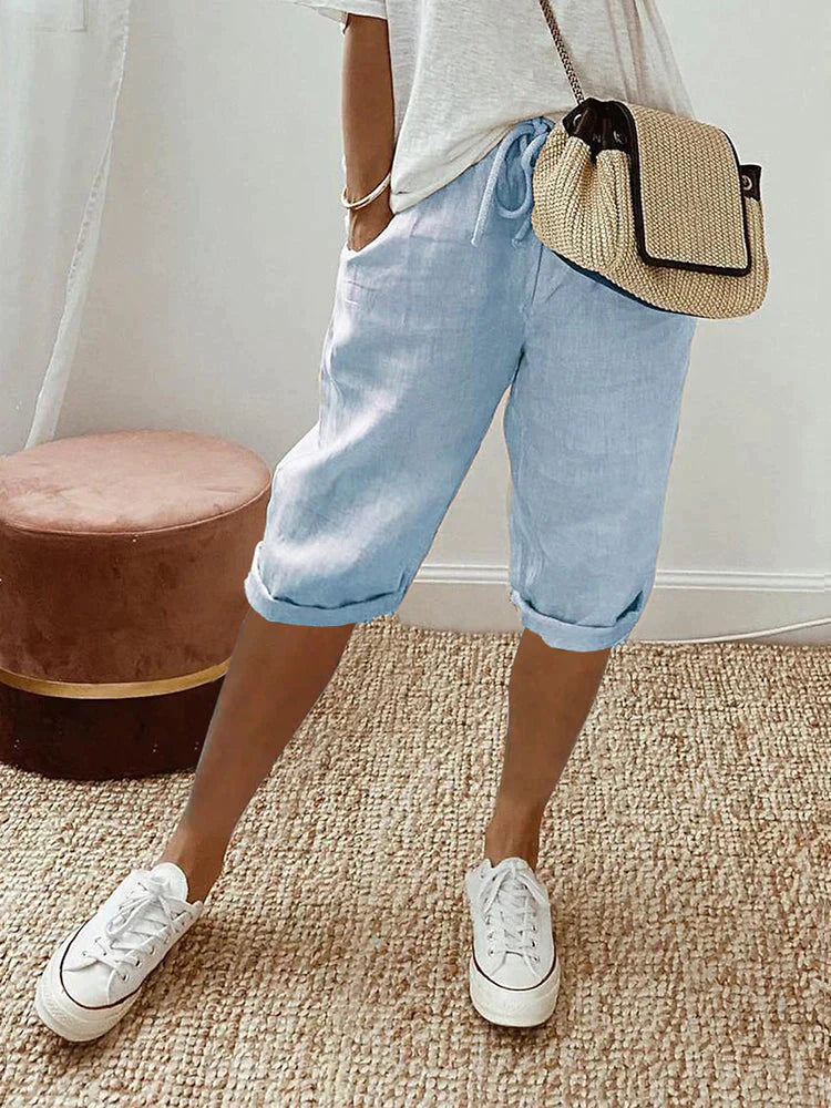 AMANDA | PANTALONI CORTI CONFORTEVOLI CON ORLO RIMBOCCATO